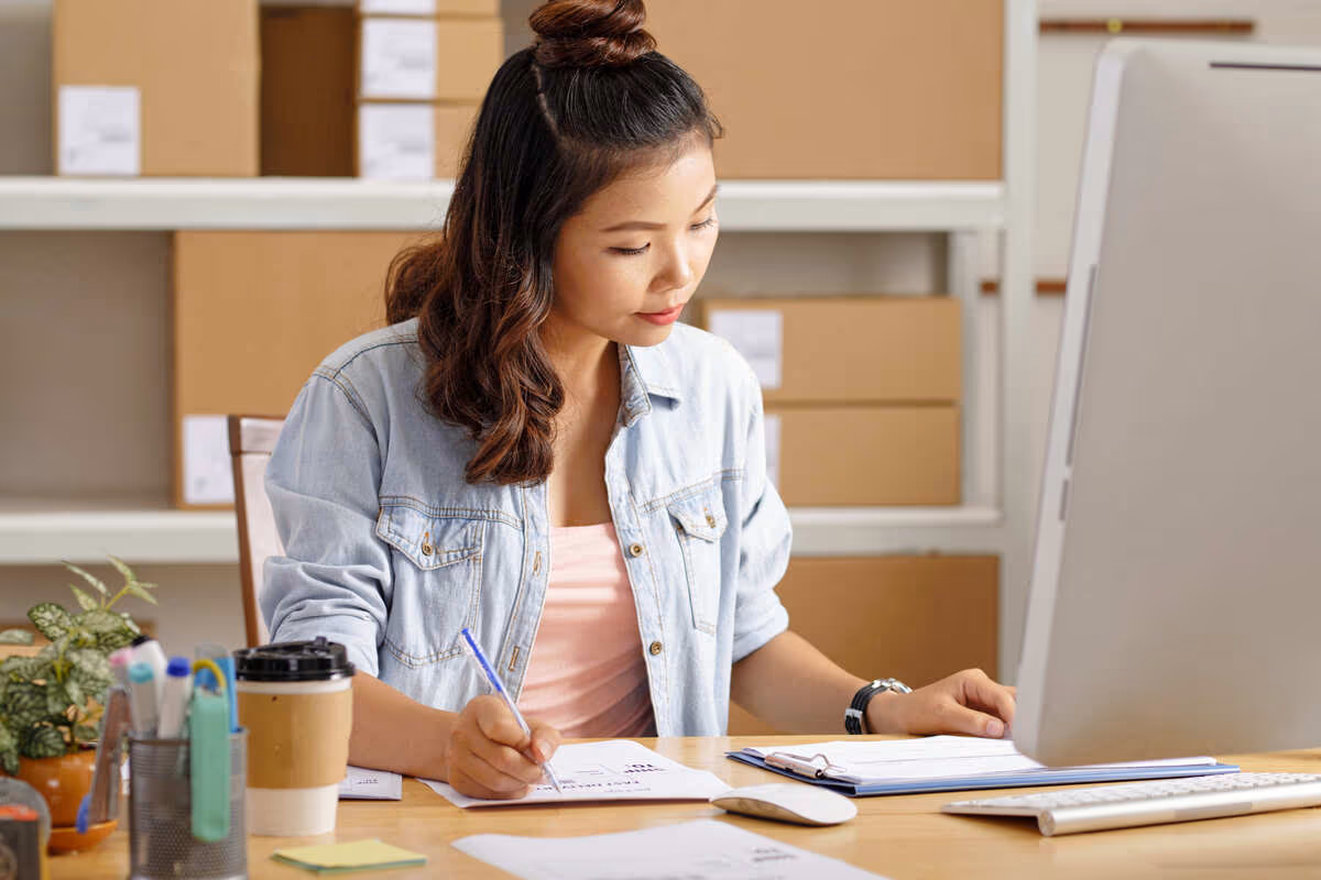 How to Make eCommerce Logistics Work for You
